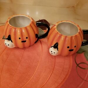 NEW Set of 2 Halloween Mugs
